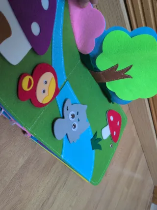 Libro sensorial fieltro