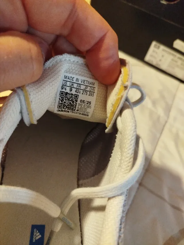 Adidas Adizero Ariku Unisex Talla 43 1/3