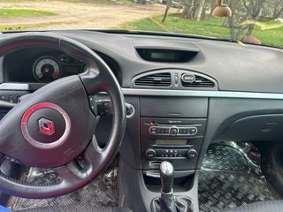 Renault Laguna 2005