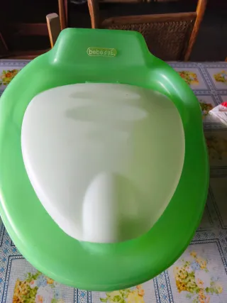 Orinal infantil verde con tapa