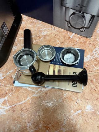 Cafetera DeLonghi Dedica Style Acero Inox