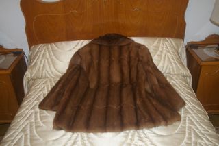 Chaquetón de pelo natural impecable, usado 3 veces