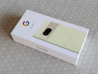 Google Pixel 7 con garantía + funda + protector