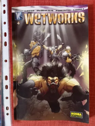 Lote de 12 cómics de Espada y Brujería.