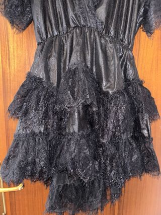 Aniye By vestito nero con balze in pizzo