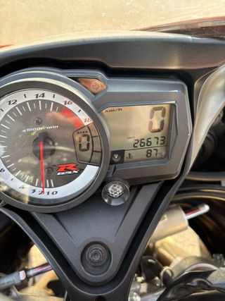 Suzuki GSX-R 600 K8 Roja y Negra