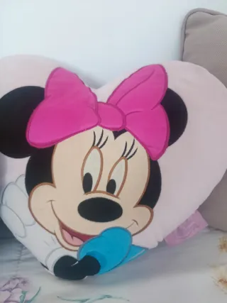 Lote 3 Cojines: Chip & Dale, Minnie, Donut