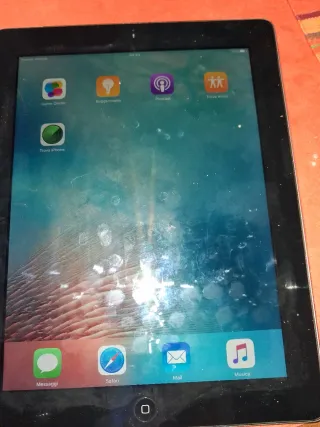 Apple iPad 9.3.6. 16 giga