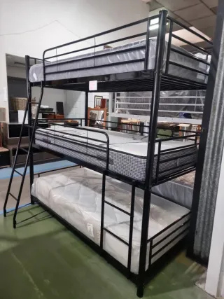 Litera Metálica Triple Negra