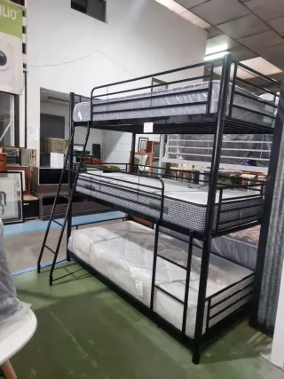 Litera Metálica Triple Negra