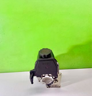 0024662201 Bomba Dirección Mercedes W210 220CDI