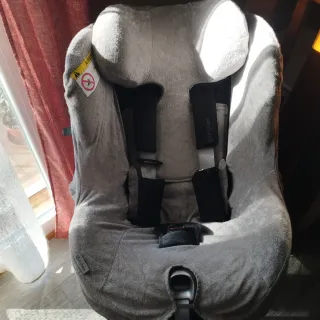 Silla de coche Cybex negra