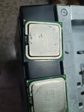 Coppia CPU Intel 4
