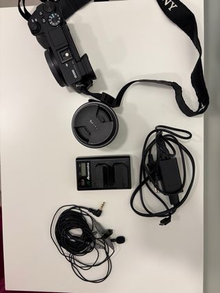 Cámara Sony Alpha + Objetivo Sigma