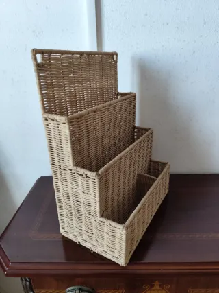 Archivador Ratán Estudio Pared/Mesa.