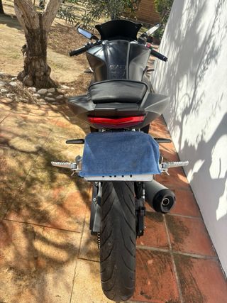 Yamaha YZF-R125 2016 Negra + Extras