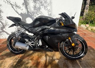 Yamaha YZF-R125 2016 Negra + Extras