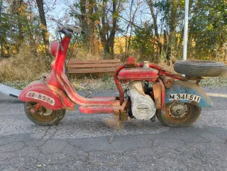 Lambretta LD 125 con informe de tráfico.