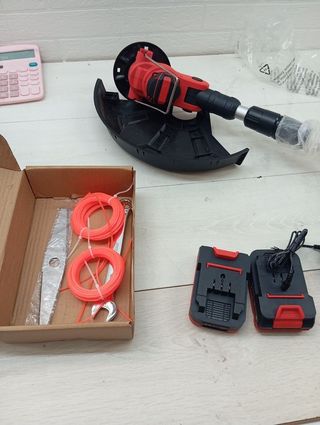 Desbrozadora eléctrica cortacésped con dos Bateria