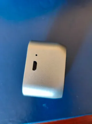 Mini cassa wireless SADES