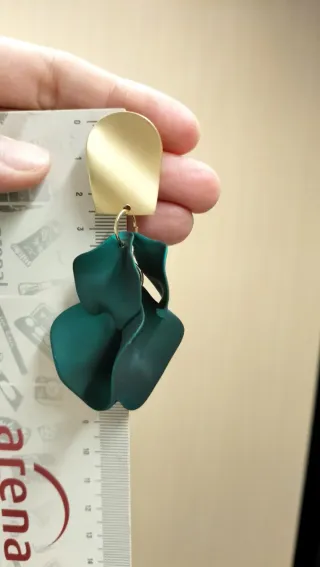 Pendientes pétalos verdes y dorados