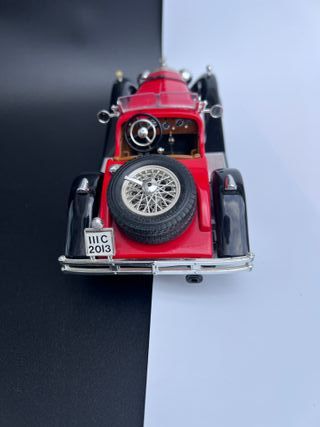 Mercedes Benz SSK 1/18 Burago