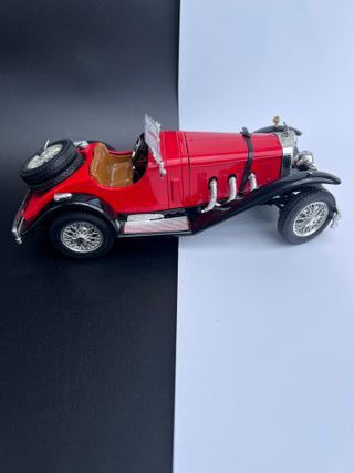 Mercedes Benz SSK 1/18 Burago