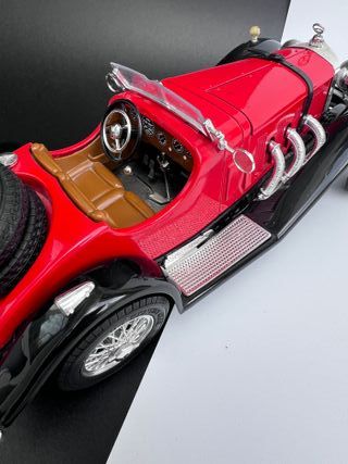 Mercedes Benz SSK 1/18 Burago