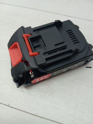 Desbrozadora Eléctrica 2x20V