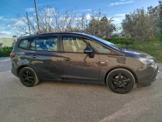 Opel Zafira Tourer 2014
