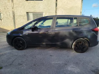 Opel Zafira Tourer 2014