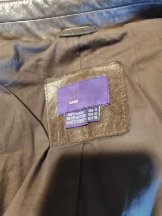 Cazadora de cuero marrón