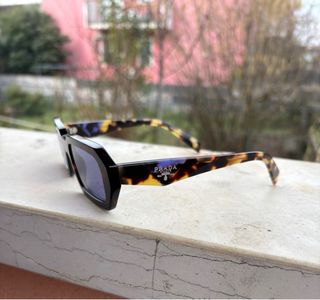 Occhiali da sole Prada SPR A12