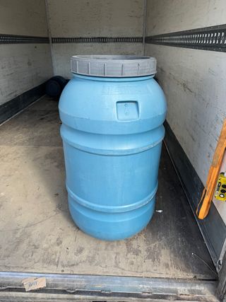 Bidón azul claro 220L