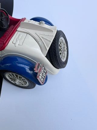 Alfa Romeo 2300 Spider 1932 Burago 1/18