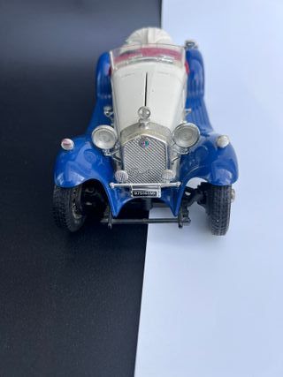 Alfa Romeo 2300 Spider 1932 Burago 1/18