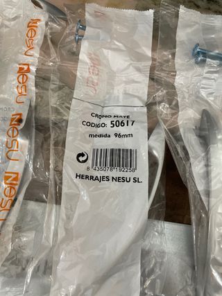 Tiradores plateados (pack 6)