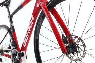 Berria Belador AXS 12V (carretera) t.52 Reacondicionada