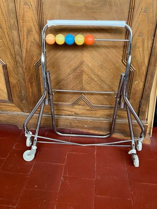 Andador bebé años 50-60