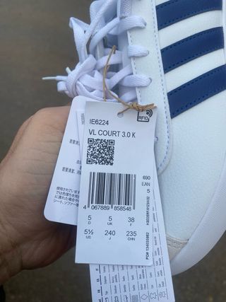 Zapatillas Adidas VL Court Blancas y Azules