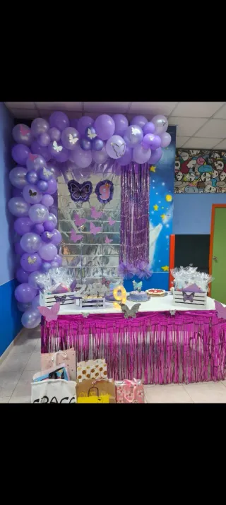 Ofrezco servicio de decoración infantil y comida