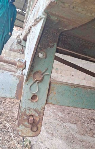 Remolque volquete 1 eje 4.000 Kilos.