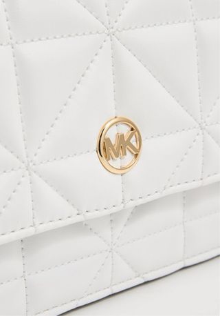 Bolso Michael Kors Blanco Acolchado Cadena Dorada