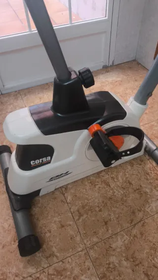 Bicicleta Estática BH Fitness Corsa