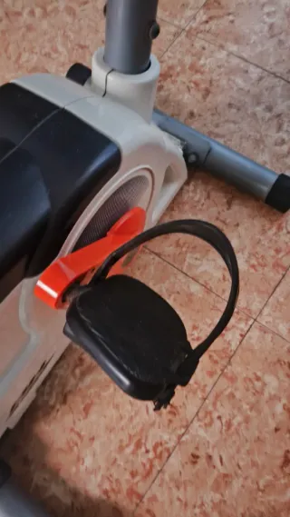 Bicicleta Estática BH Fitness Corsa