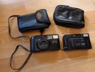 Dos cámaras de fotos premixr.+  pentax
