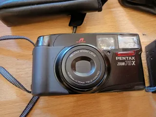 Dos cámaras de fotos premixr.+  pentax