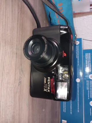Dos cámaras de fotos premixr.+  pentax