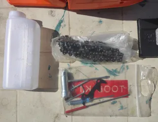 Motosierra Gasolina Grande + Accesorios