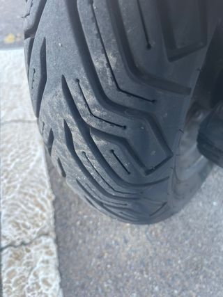 Kymco Xciting 400S Negra/Gris